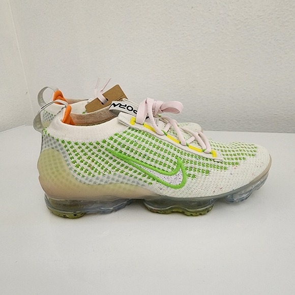 vapormax women size 6